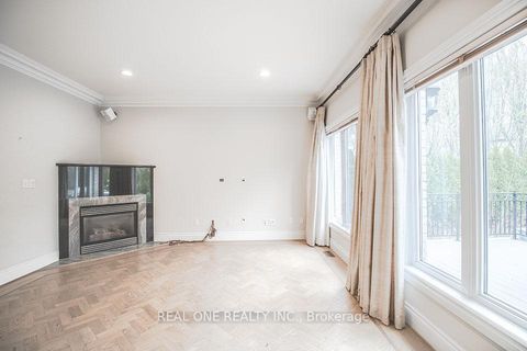 Photo 11 at 50 Yorkminster Road, Windfields, Toronto
