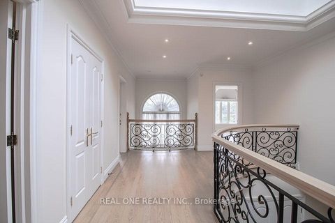 Photo 14 at 50 Yorkminster Road, Windfields, Toronto