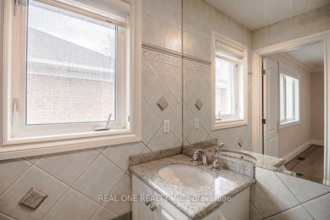 Photo 24 at 50 Yorkminster Road, Windfields, Toronto