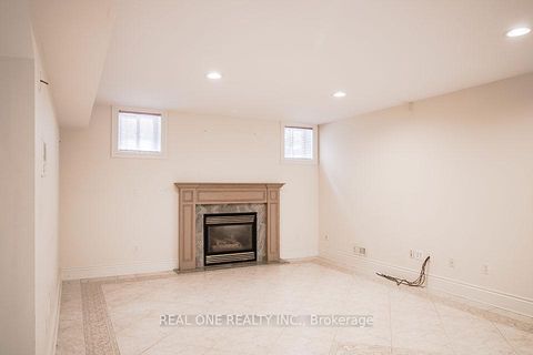 Photo 37 at 50 Yorkminster Road, Windfields, Toronto