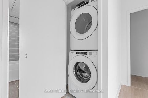 Photo 4 at 1109 - 500 Wilson Avenue W, Clanton Park, Toronto