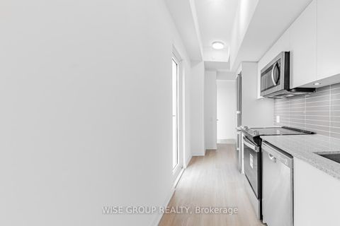 Photo 7 at 1109 - 500 Wilson Avenue W, Clanton Park, Toronto