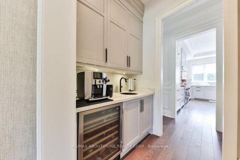 Photo 7 at 408 Saville Crescent, WO West, Oakville