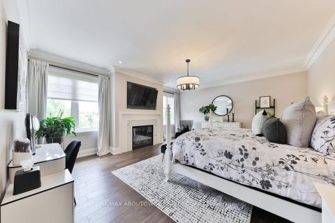 Photo 21 at 408 Saville Crescent, WO West, Oakville