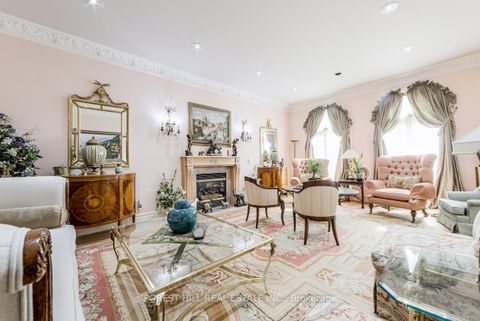 Photo 4 at 46 Wimpole Drive, Windfields, Toronto