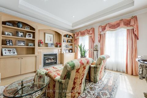 Photo 18 at 46 Wimpole Drive, Windfields, Toronto