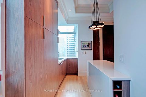 Photo 11 at 3904 - 311 Bay Street, Bay Street Corridor, Toronto Photo 11 at 3904 - 311 Bay Street, Bay Street Corridor, Toronto