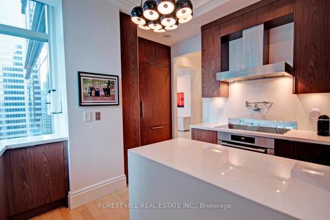 Photo 13 at 3904 - 311 Bay Street, Bay Street Corridor, Toronto