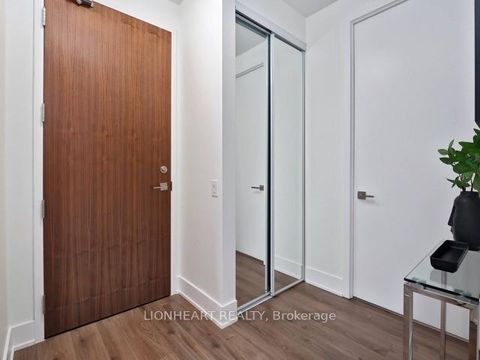 Photo 19 at 605 - 111 St Clair Avenue W, St. Clair, Toronto