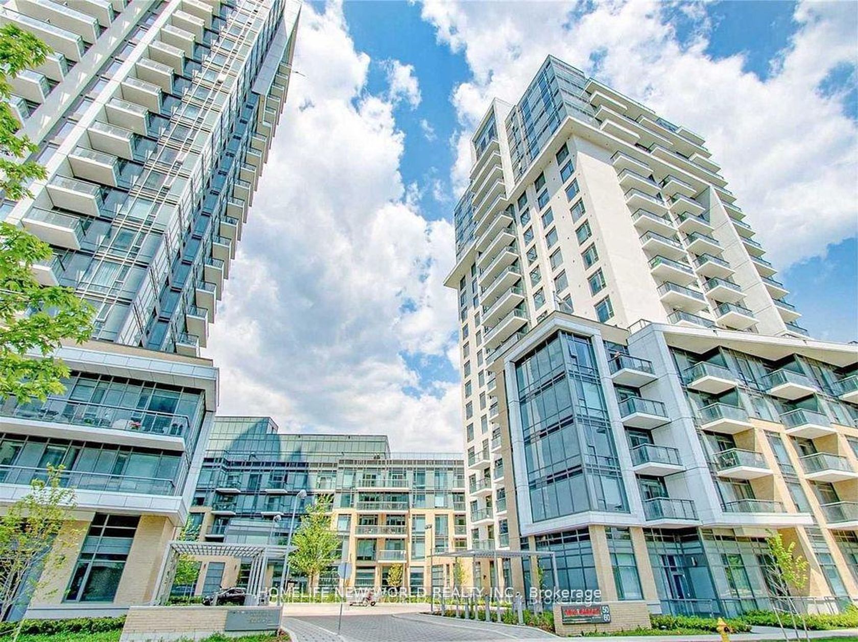 468 - 60 Ann O'reilly Road, Henry Farm, Toronto 