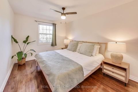 Photo 11 at 9 - 25 Whitecap Boulevard, Scarborough Village, Toronto