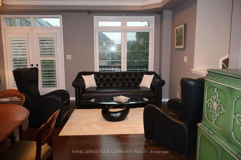 Photo 8 at 118 Chapman Court, Aurora Grove, Aurora