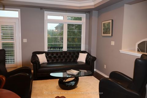 Photo 9 at 118 Chapman Court, Aurora Grove, Aurora Photo 9 at 118 Chapman Court, Aurora Grove, Aurora