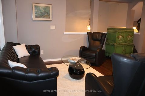 Photo 10 at 118 Chapman Court, Aurora Grove, Aurora Photo 10 at 118 Chapman Court, Aurora Grove, Aurora