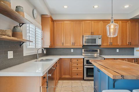Photo 17 at 118 Chapman Court, Aurora Grove, Aurora