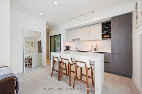 Photo 13 at 1802 - 55 Mercer Street S, Waterfront Communities C1, Toronto