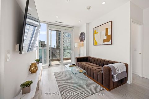 Photo 14 at 1802 - 55 Mercer Street S, Waterfront Communities C1, Toronto