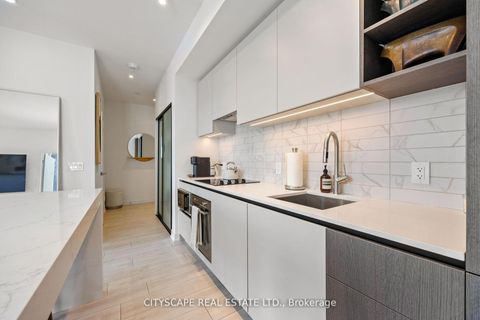 Photo 18 at 1802 - 55 Mercer Street S, Waterfront Communities C1, Toronto