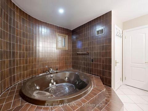 Photo 23 at 11 Moodie Drive, South Richvale, Richmond Hill
