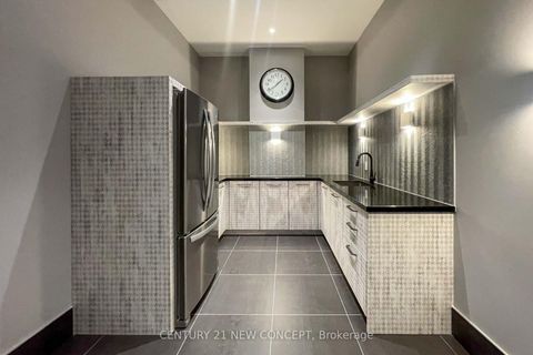 Photo 29 at 1503 - 25 Holly Street, Mount Pleasant West, Toronto