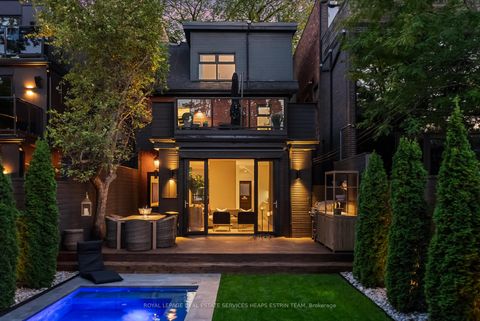 Photo 1 at 74 Roxborough Street W, Annex, Toronto