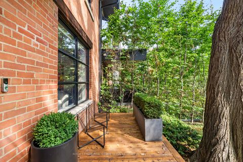 Photo 3 at 74 Roxborough Street W, Annex, Toronto
