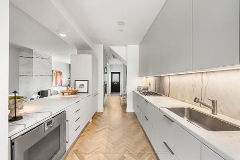 Photo 13 at 74 Roxborough Street W, Annex, Toronto