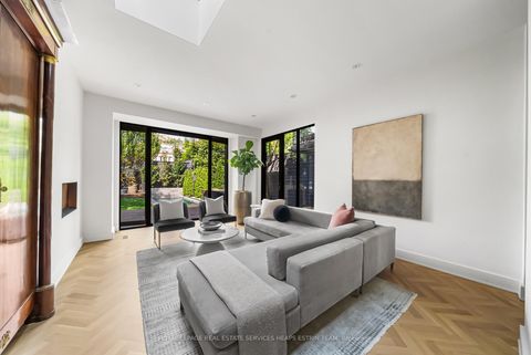 Photo 14 at 74 Roxborough Street W, Annex, Toronto