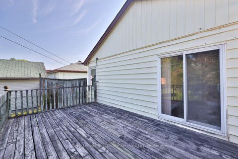 Photo 12 at 125 Inglewood Drive, CO Central, Oakville