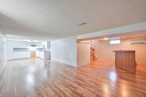 Photo 26 at 125 Inglewood Drive, CO Central, Oakville