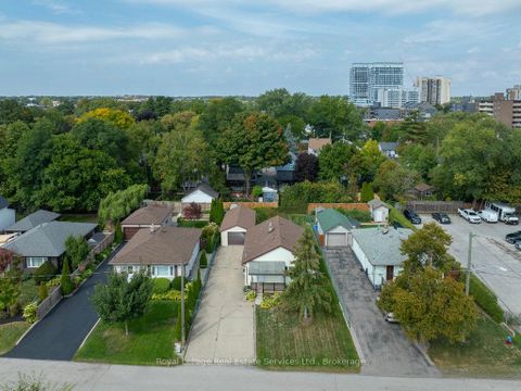 Photo 38 at 125 Inglewood Drive, CO Central, Oakville