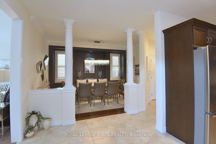 Photo 8 at 12 Degrow Crescent, Rural Glanbrook, Hamilton