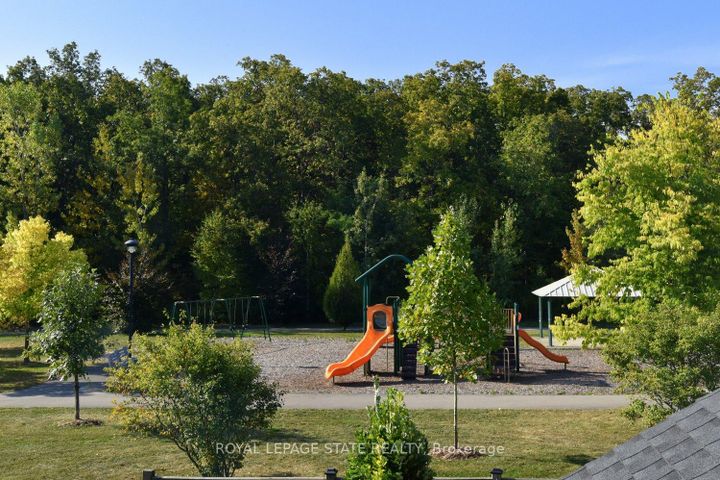 Photo 29 at 12 Degrow Crescent, Rural Glanbrook, Hamilton