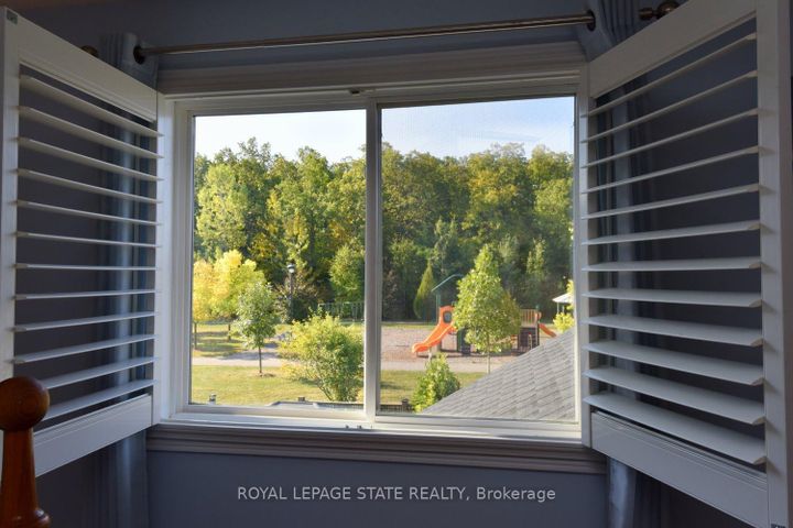 Photo 30 at 12 Degrow Crescent, Rural Glanbrook, Hamilton