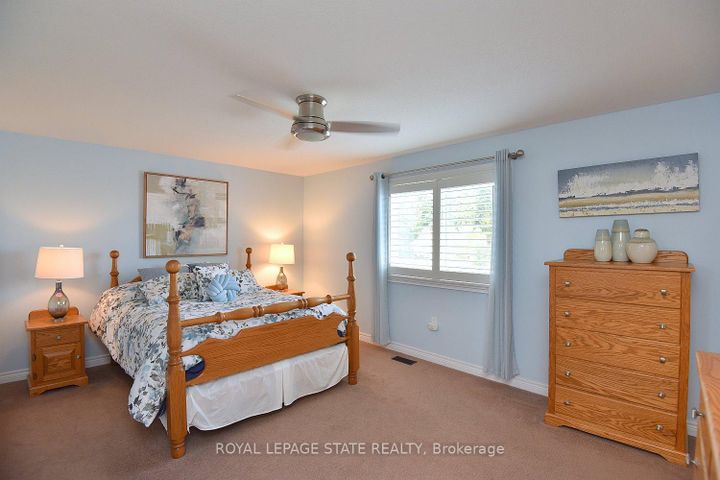 Photo 31 at 12 Degrow Crescent, Rural Glanbrook, Hamilton