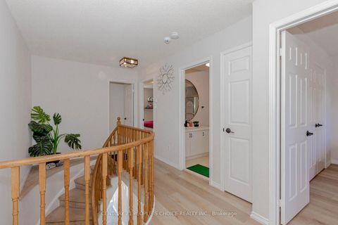 Photo 32 at 47 Blair Crescent, Grove East, Barrie