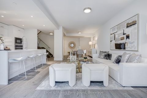 Photo 6 at 104 - 118 Merchants' Wharf, Waterfront Communities C8, Toronto Photo 6 at 104 - 118 Merchants' Wharf, Waterfront Communities C8, Toronto