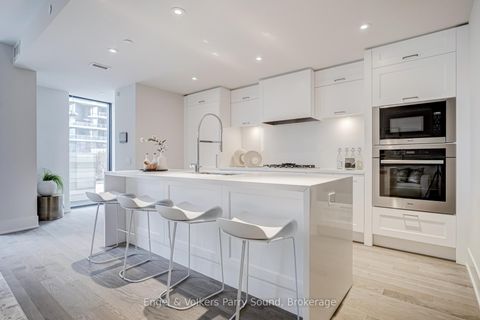 Photo 8 at 104 - 118 Merchants' Wharf, Waterfront Communities C8, Toronto Photo 8 at 104 - 118 Merchants' Wharf, Waterfront Communities C8, Toronto