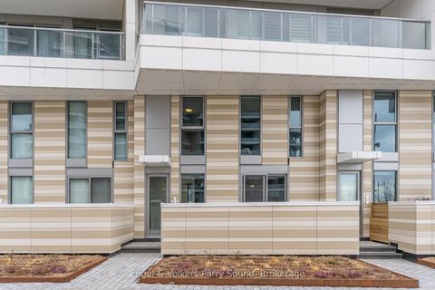 Photo 34 at 104 - 118 Merchants' Wharf, Waterfront Communities C8, Toronto