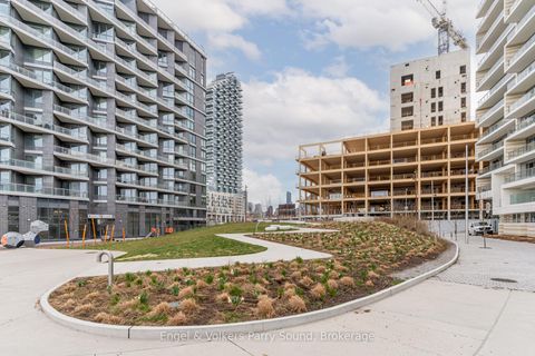 Photo 39 at 104 - 118 Merchants' Wharf, Waterfront Communities C8, Toronto