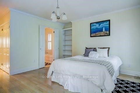 Photo 15 at 5 Hurlingham Crescent, Don Mills, Toronto