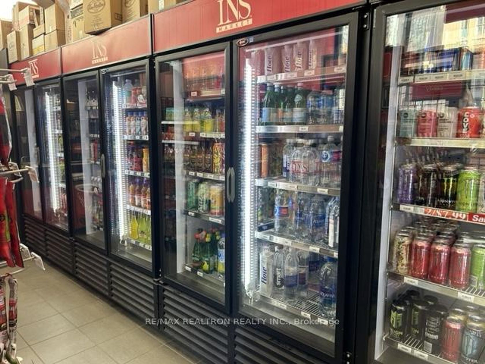 101A - 800 Bay Street, Bay Street Corridor, Toronto photo number 2