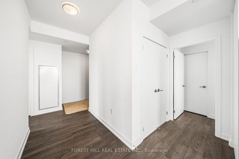 Photo 9 at S3003 - 8 Olympic Garden Drive, Newtonbrook East, Toronto