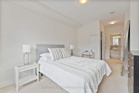 Photo 11 at 211 - 170 Avenue Road, Annex, Toronto