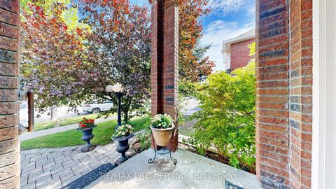 Photo 1 at 215 Drummond Drive, Maple, Vaughan