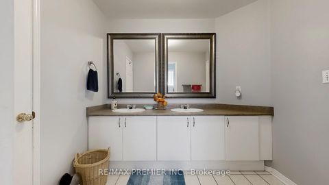 Photo 19 at 215 Drummond Drive, Maple, Vaughan