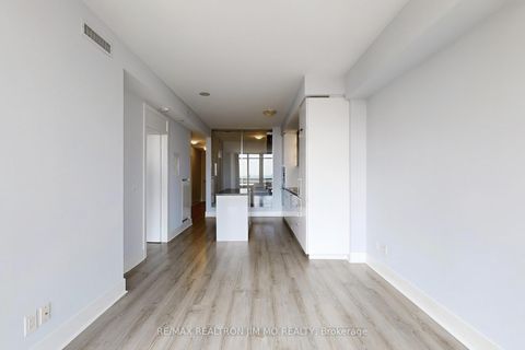 Photo 9 at 1706 - 32 Davenport Road, Annex, Toronto