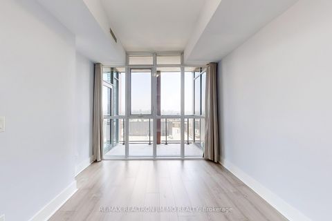 Photo 15 at 1706 - 32 Davenport Road, Annex, Toronto