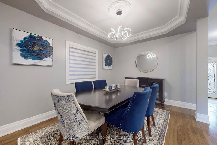 Photo 8 at 54 English Oak Drive, Oak Ridges Lake Wilcox, Richmond Hill