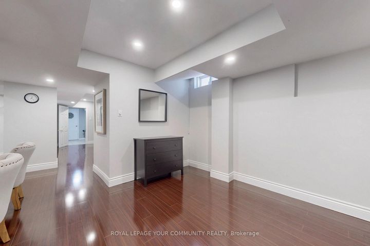 Photo 23 at 54 English Oak Drive, Oak Ridges Lake Wilcox, Richmond Hill